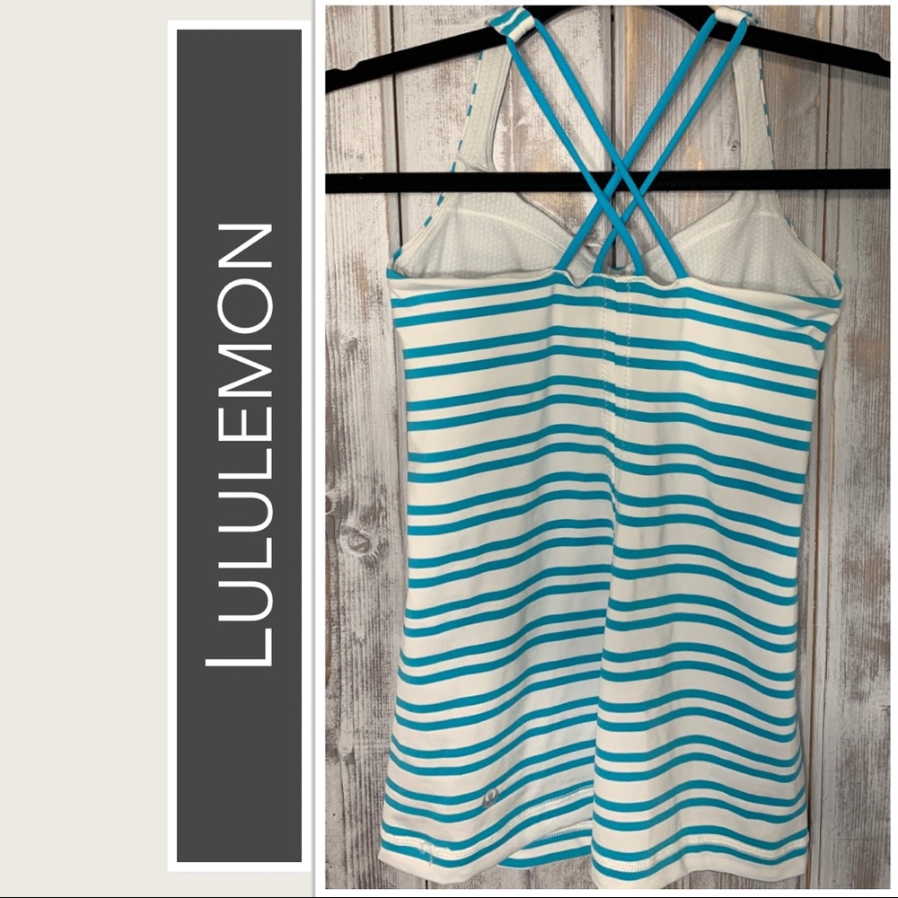 Lululemon Turquoise & White Athletic Tank Crisscross Back Built-In Bra Size S